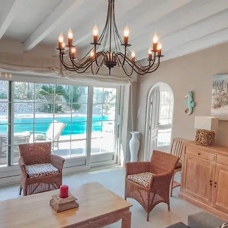 Villa Azzurra Home-charming Property- For 6 Guests