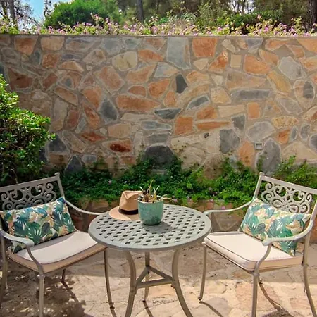 Azzurra Home-charming Property- For 6 Guests *